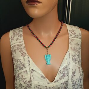 Halskette „Türkis Stein Engel“ – Ausdruck innerer Stärke